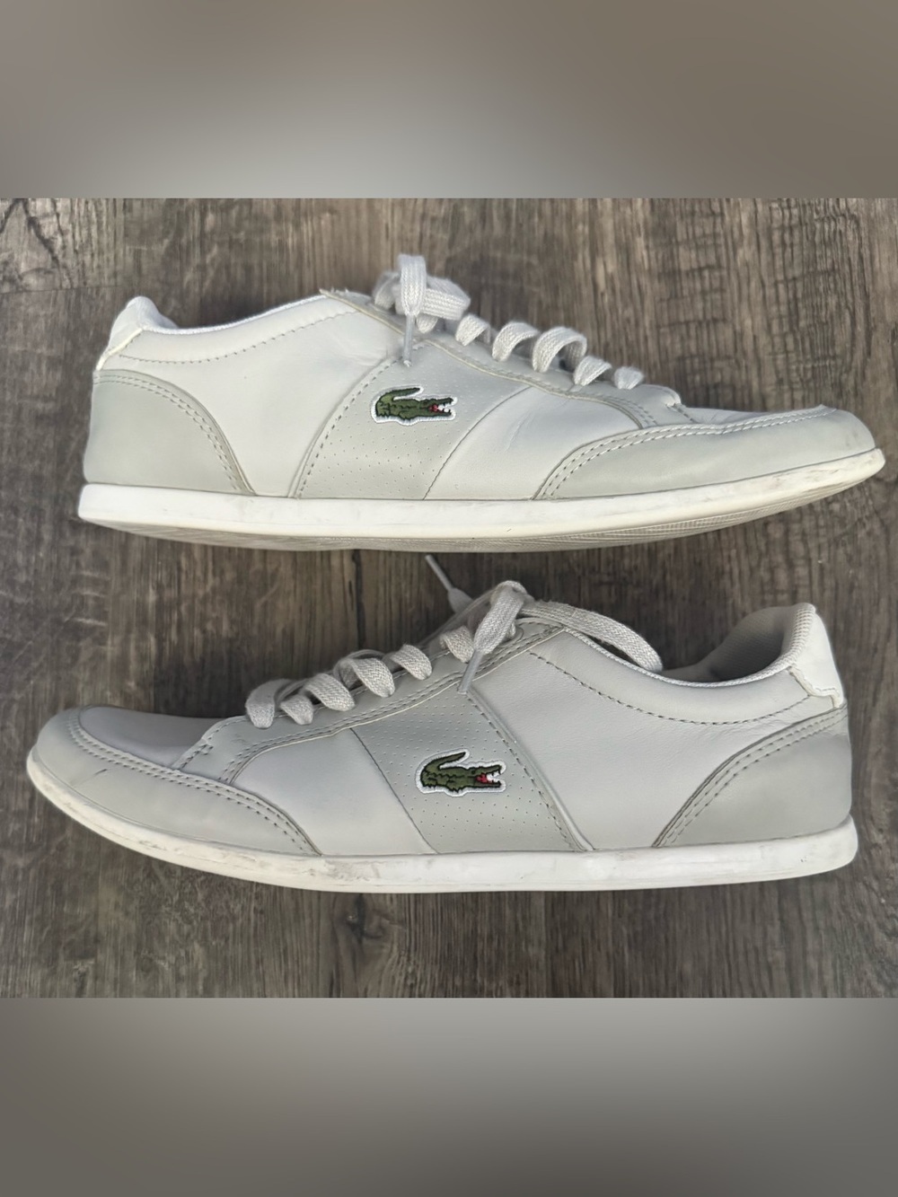 Lacoste Women's White Low-Top Leather Sneakers Size 5.5